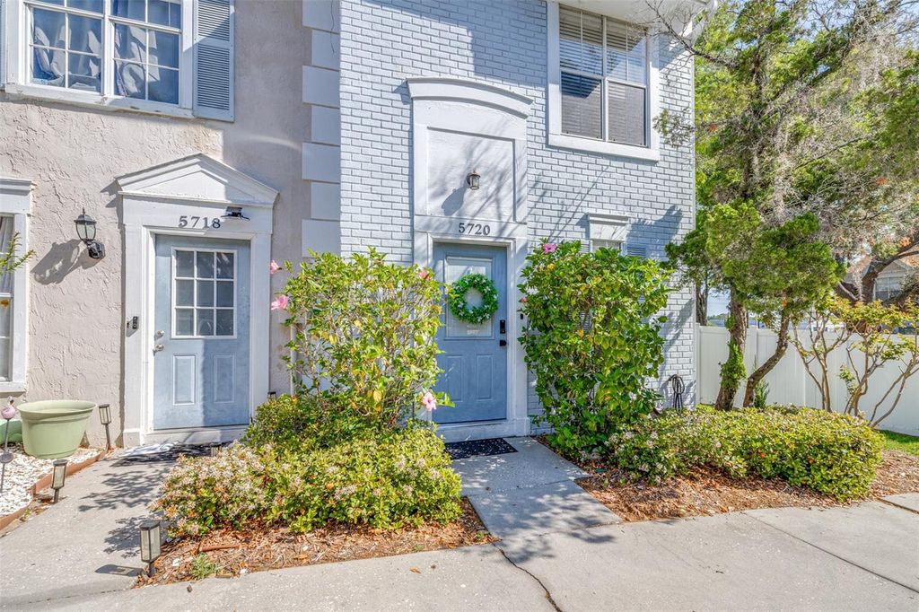 Photo of 5720 Dalden Drive #5720, Temple Terrace, FL 33617 (MLS # TB8491131)