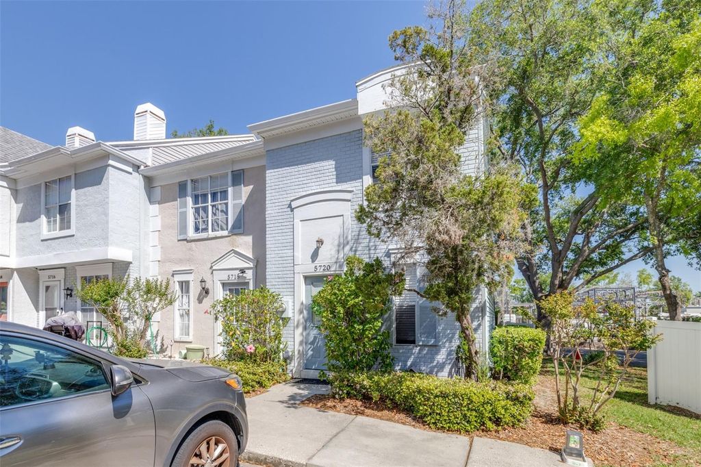 Photo of 5720 Dalden Drive #5720, Temple Terrace, FL 33617 (MLS # TB8491131)