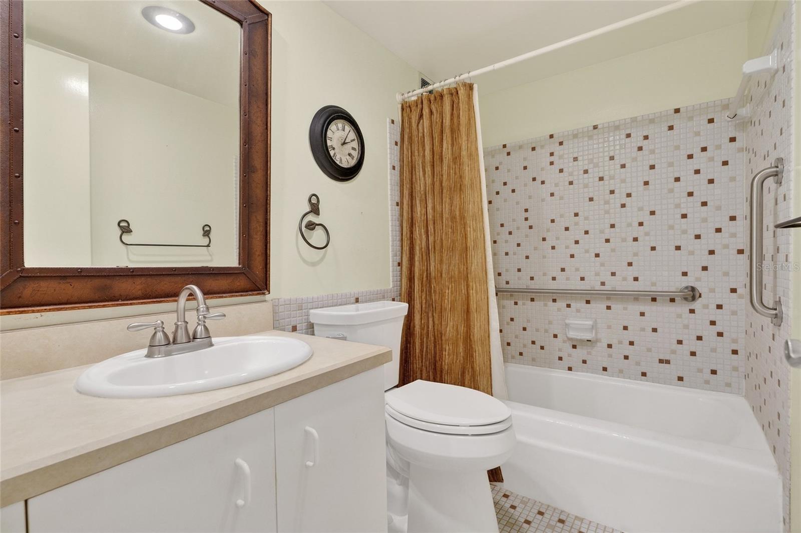 RIVER HOUSE - Residential