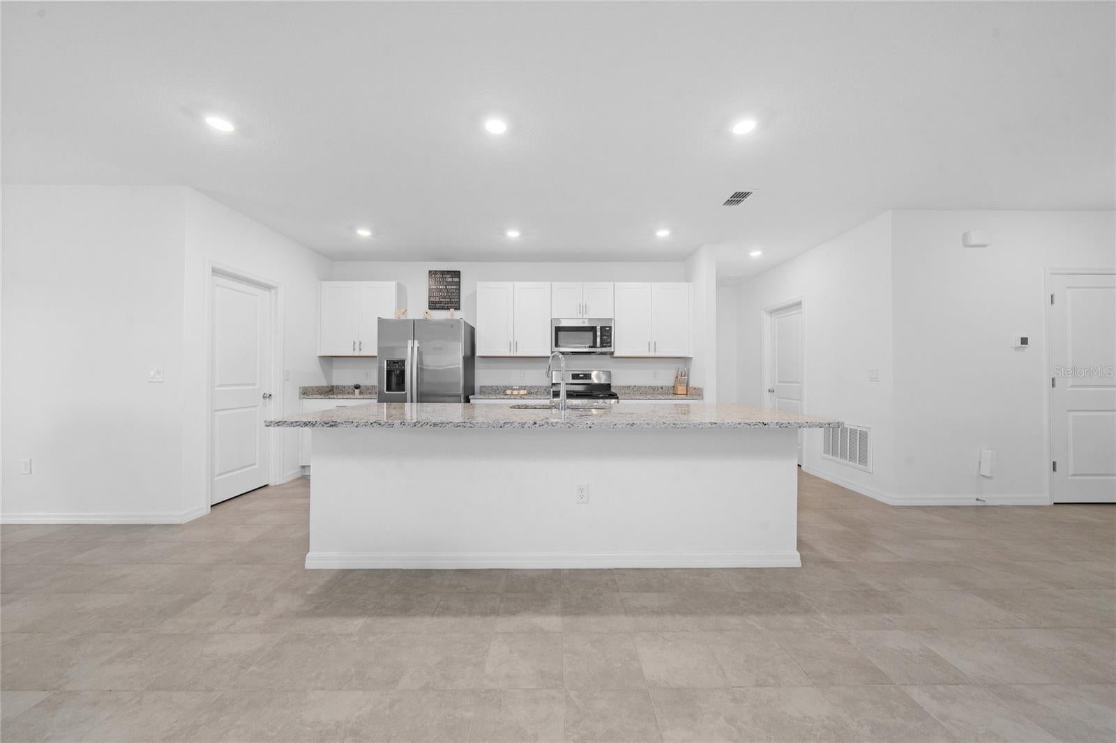 7396 CAPSTONE DRIVE