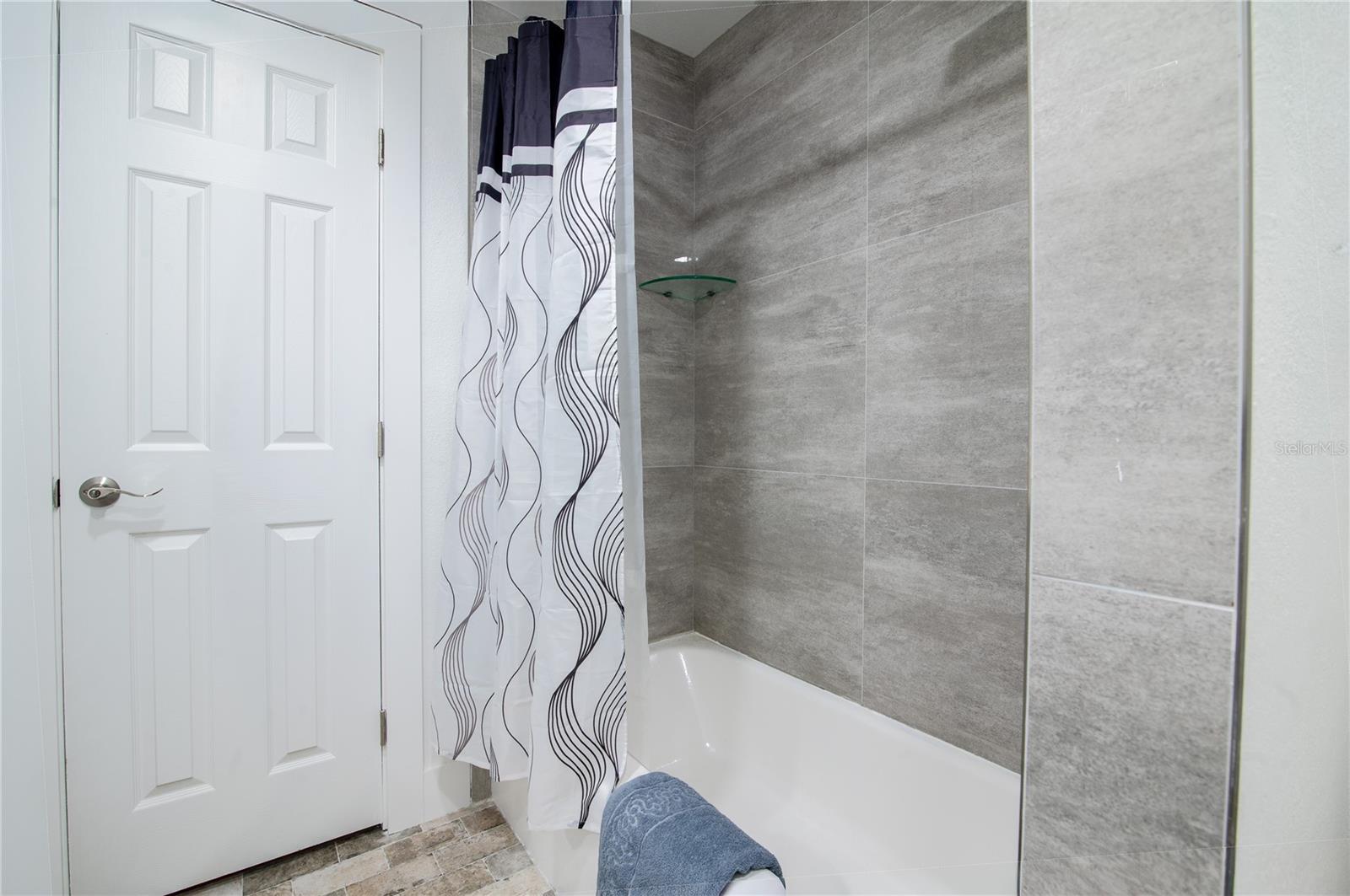 PASADENA GOLF CLUB ESTATES SEC 5 - Residential