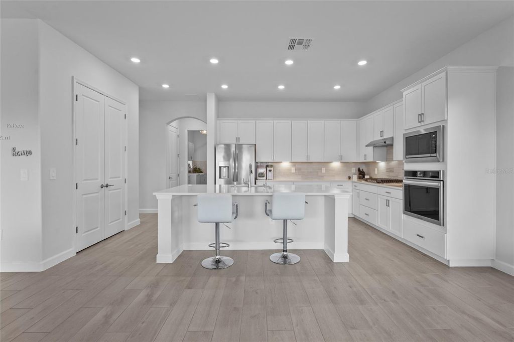 Photo of 15330 Golden Beam Place, Bradenton, FL 34211 (MLS # A4674653)