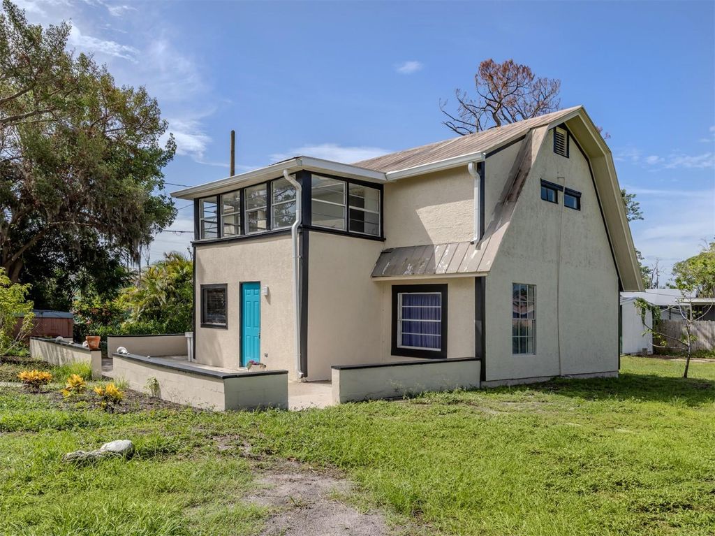 Photo of 305 Chauncey Avenue, Bradenton, FL 34208 (MLS # A4656733)