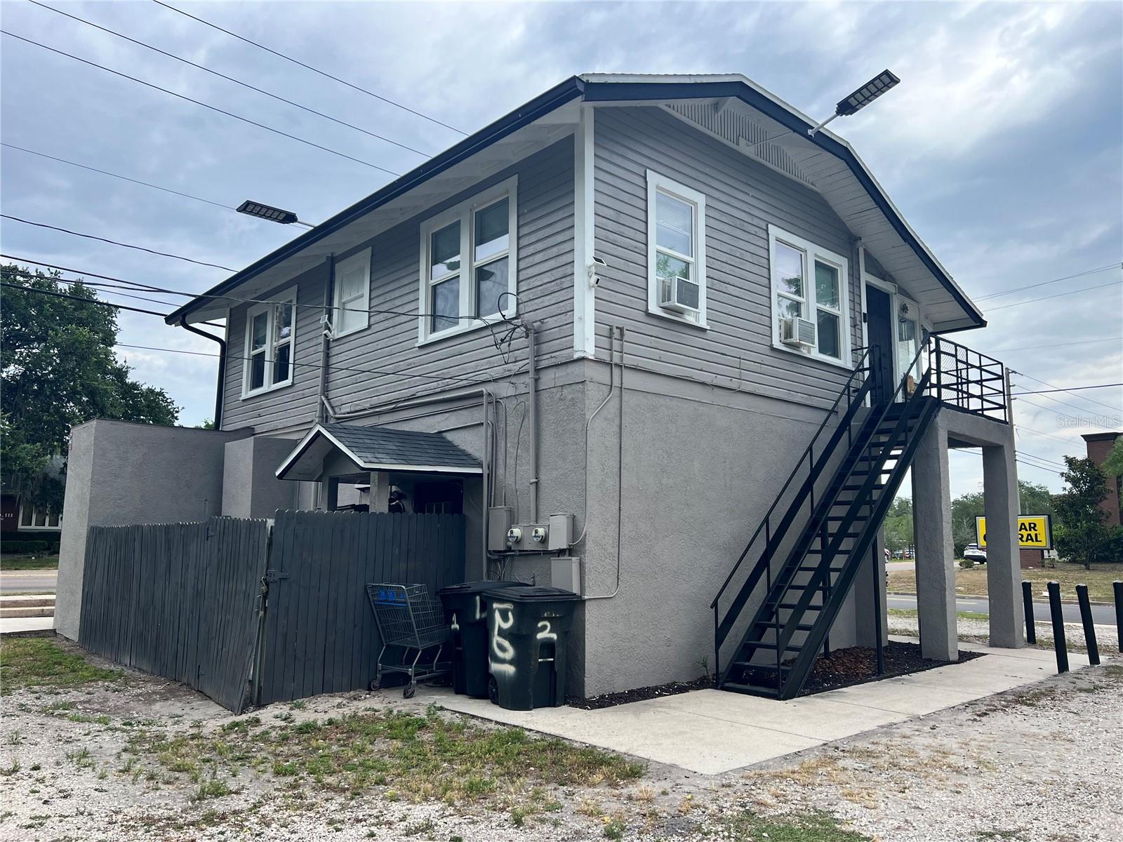 GRACELINE COURT - Commercial Sale