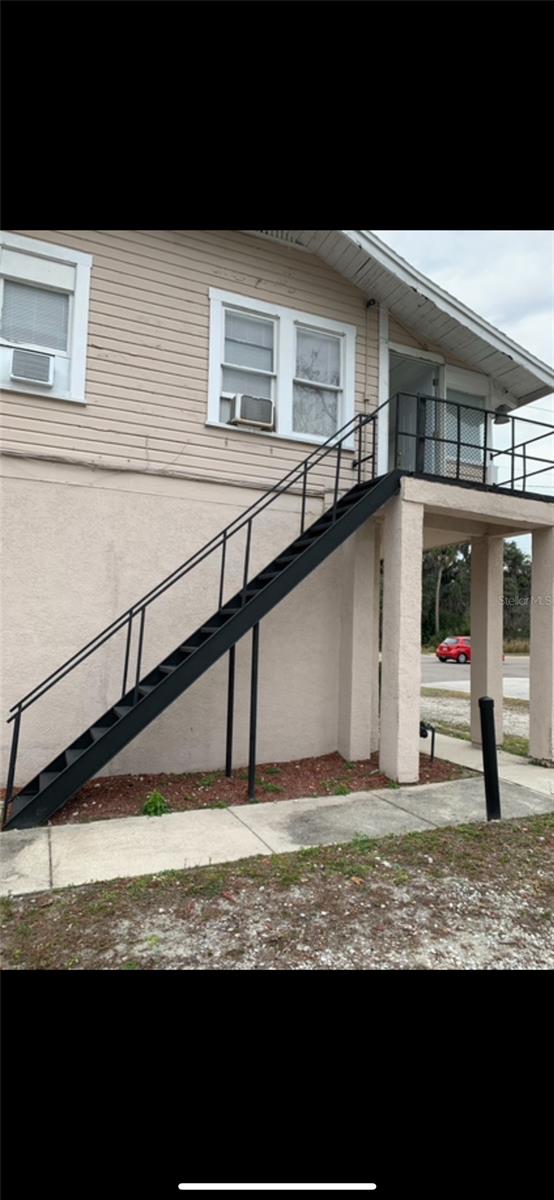 GRACELINE COURT - Commercial Sale