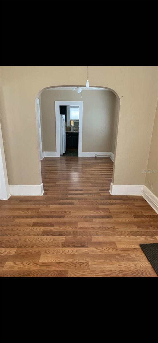 GRACELINE COURT - Commercial Sale