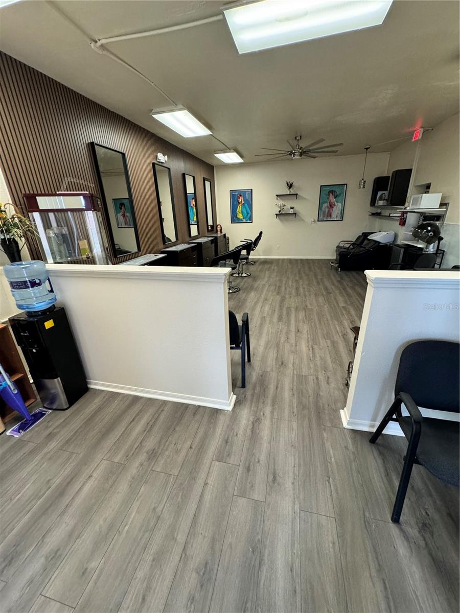 GRACELINE COURT - Commercial Sale