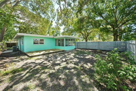 A home in PALM HARBOR