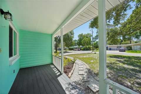 A home in PALM HARBOR