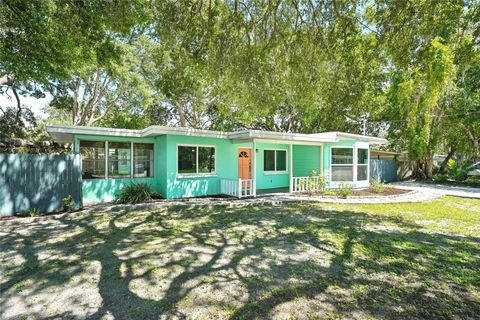 A home in PALM HARBOR