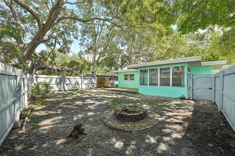 A home in PALM HARBOR