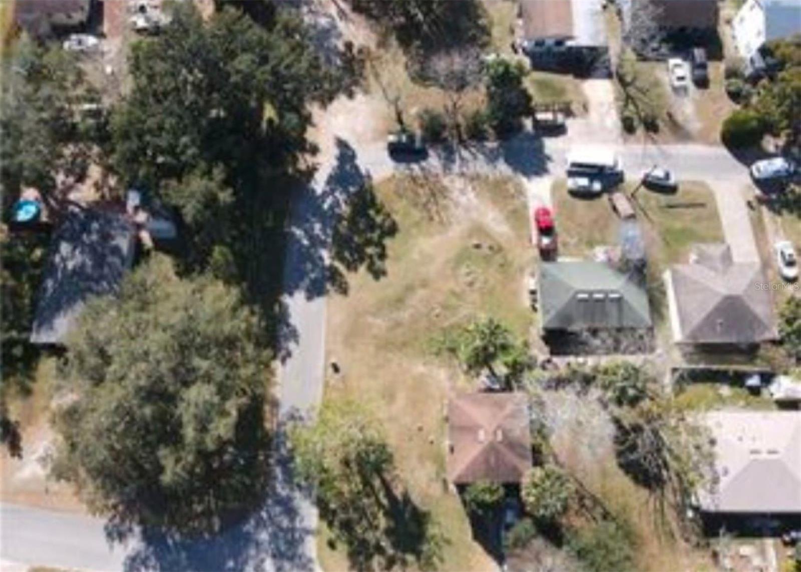 406 W HERRIOTT AVENUE