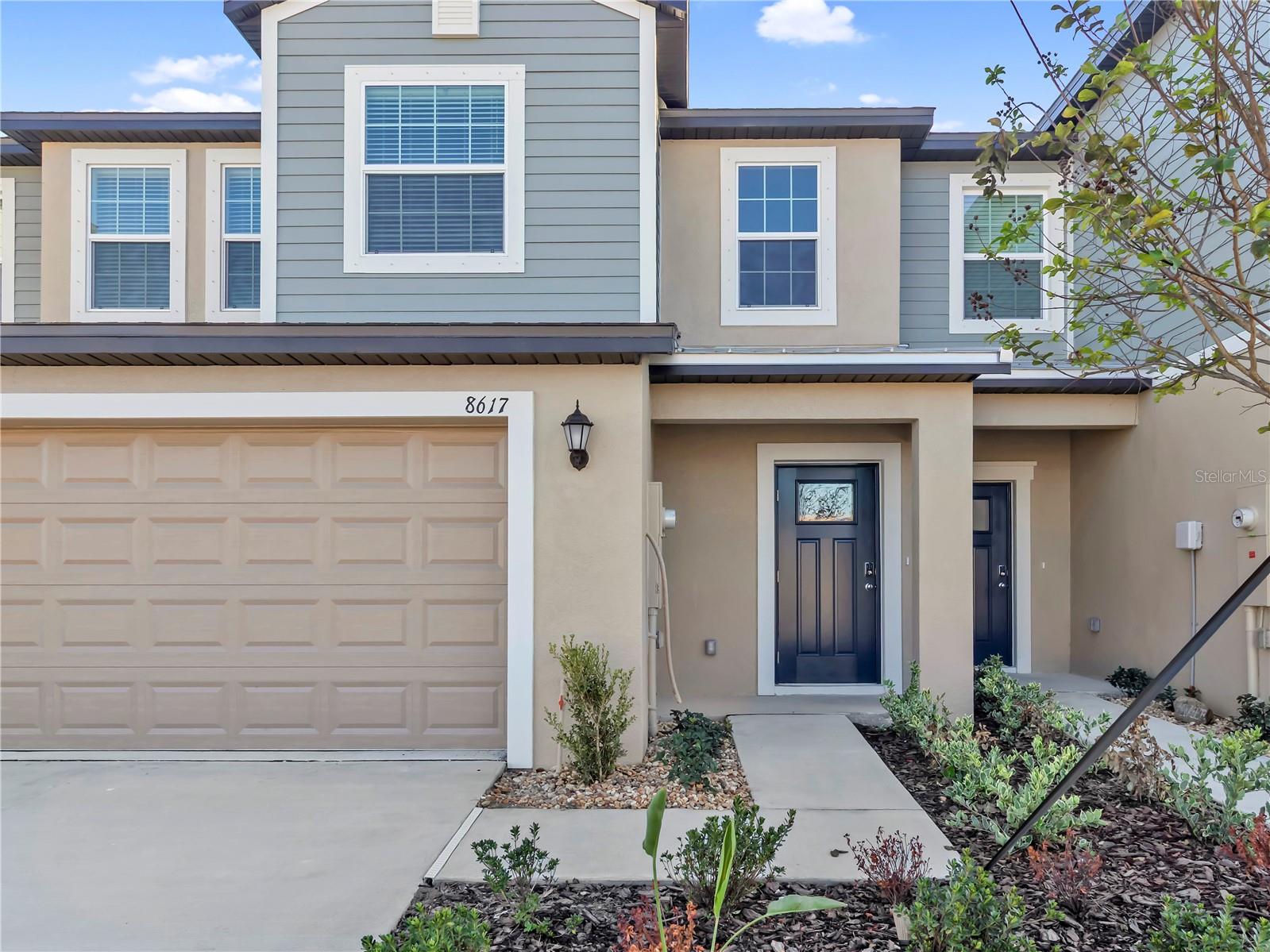 SEAIRE TOWNHOMES - Residential Lease