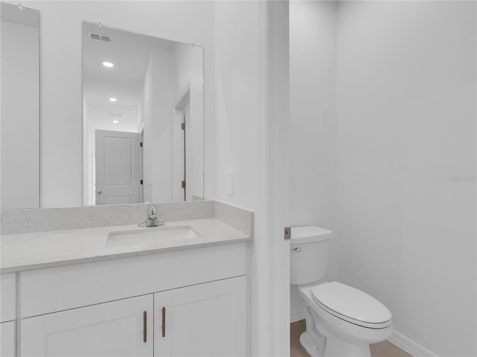 SEAIRE TOWNHOMES - Residential Lease