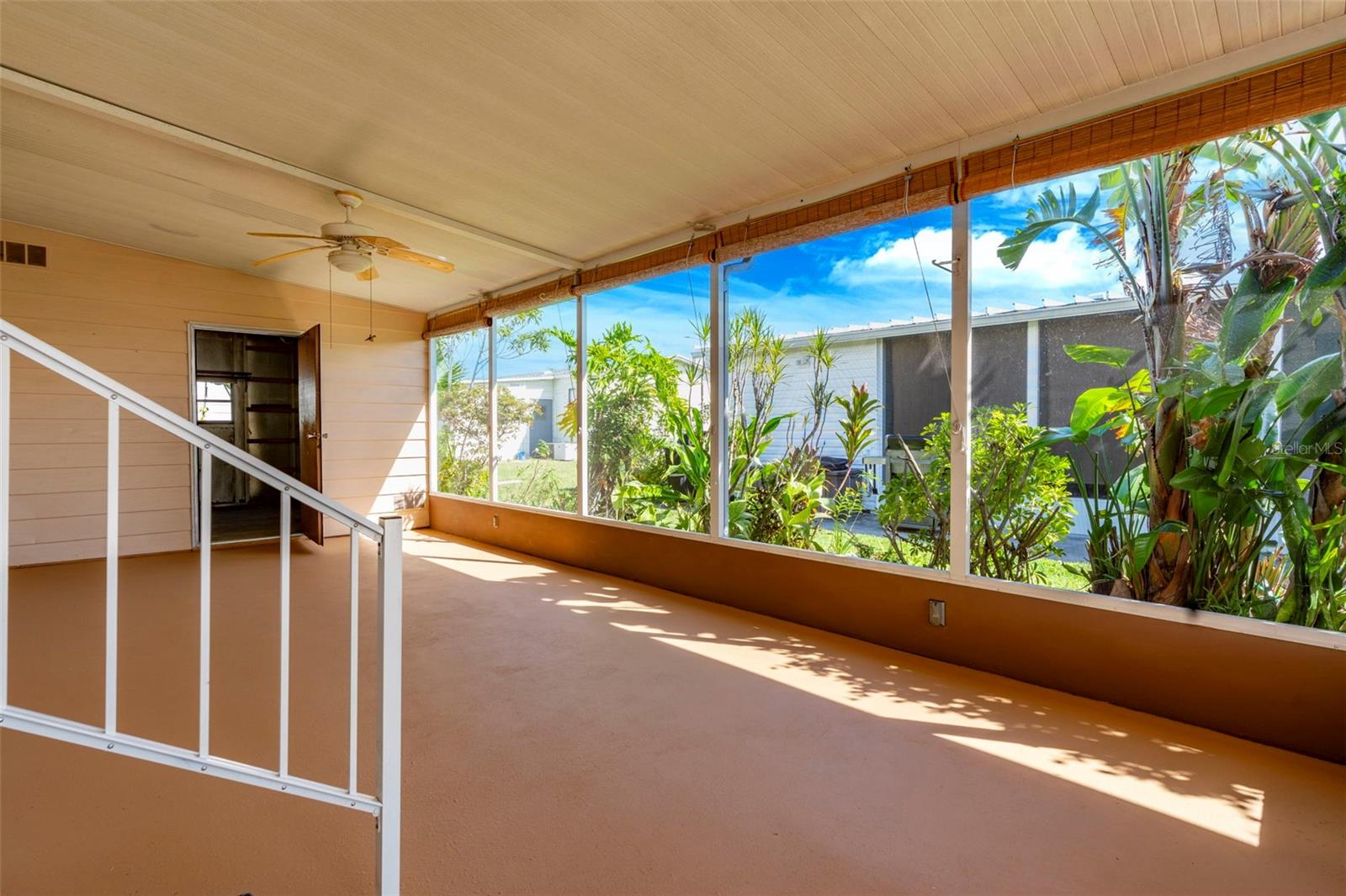 HARBOR ISLES III - Residential