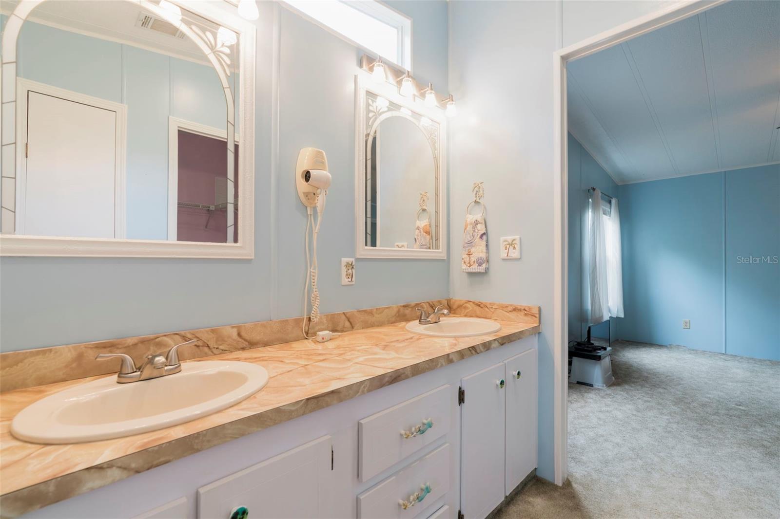 HARBOR ISLES III - Residential