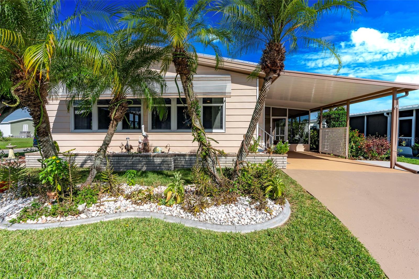 HARBOR ISLES III - Residential