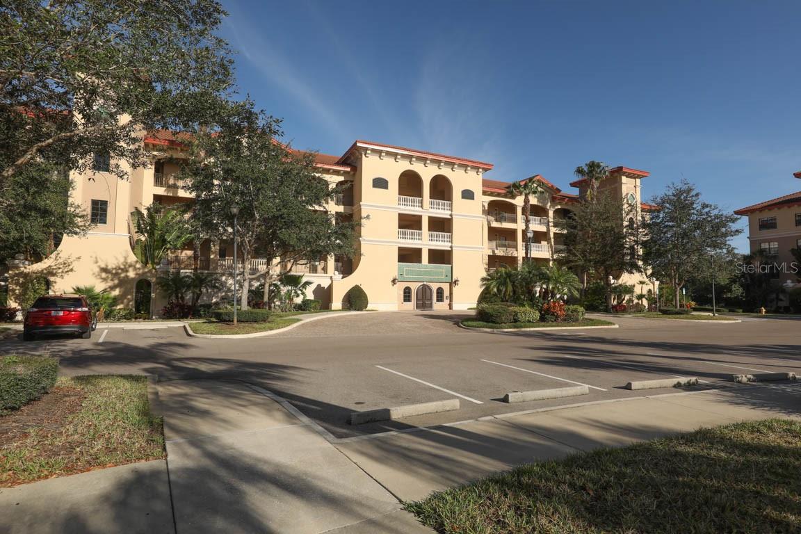 7612 LAKE VISTA COURT 308