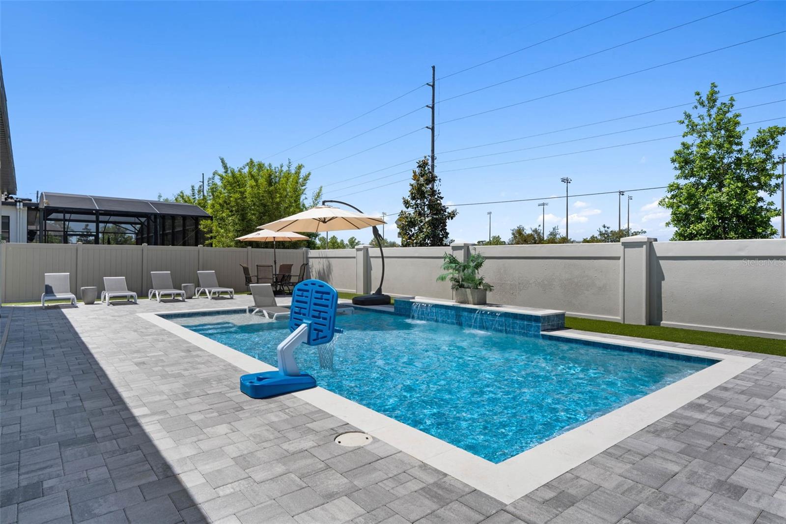 3332 LONE CYPRESS POINT