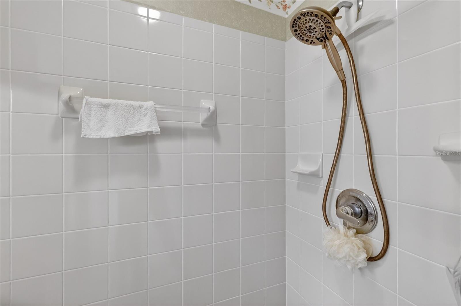 OVERLOOK/STONECREST UN 02 PH 02 - Residential