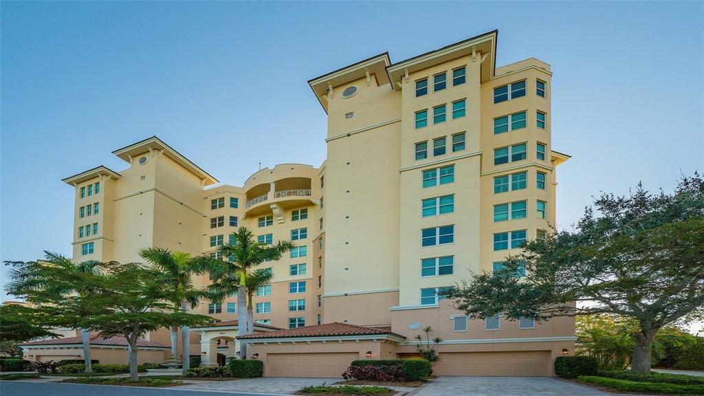 Photo of 401 N Point Road #303, Osprey, FL 34229 (MLS # A4706051)