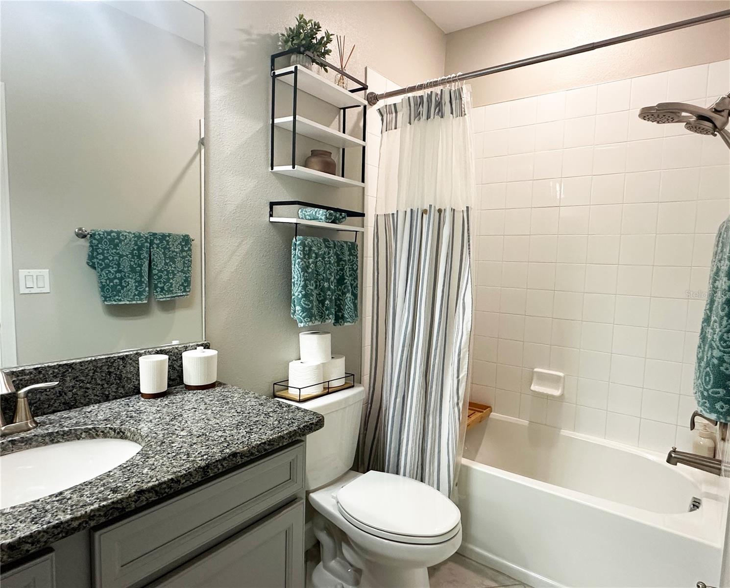 BRIDGEHAVEN TOWNHOMES - Residential