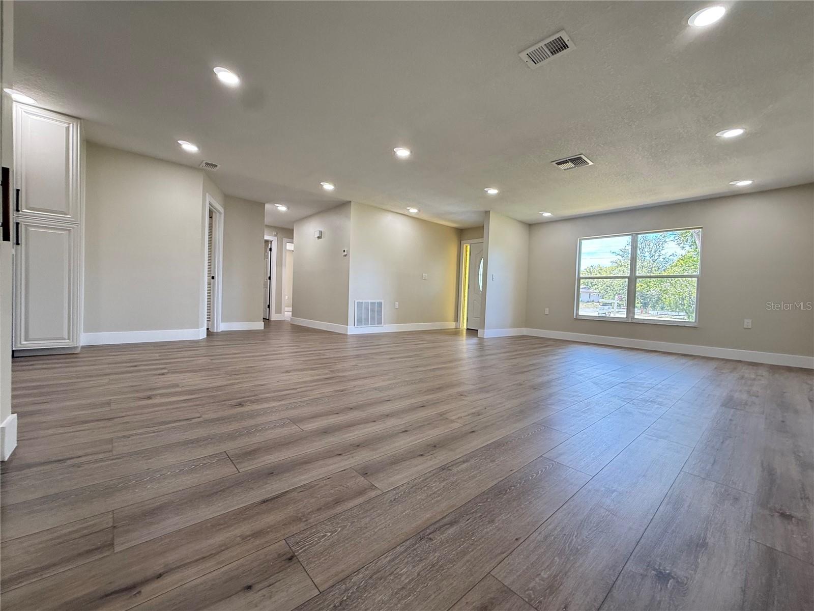 SAN CLEMENTE VILLAGE - Residential