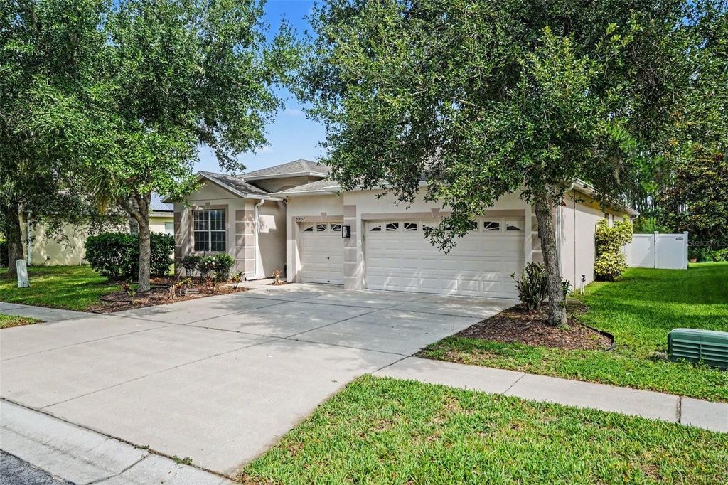 Photo of 20057 Oakflower Avenue, Tampa, FL 33647 (MLS # TB8516780)