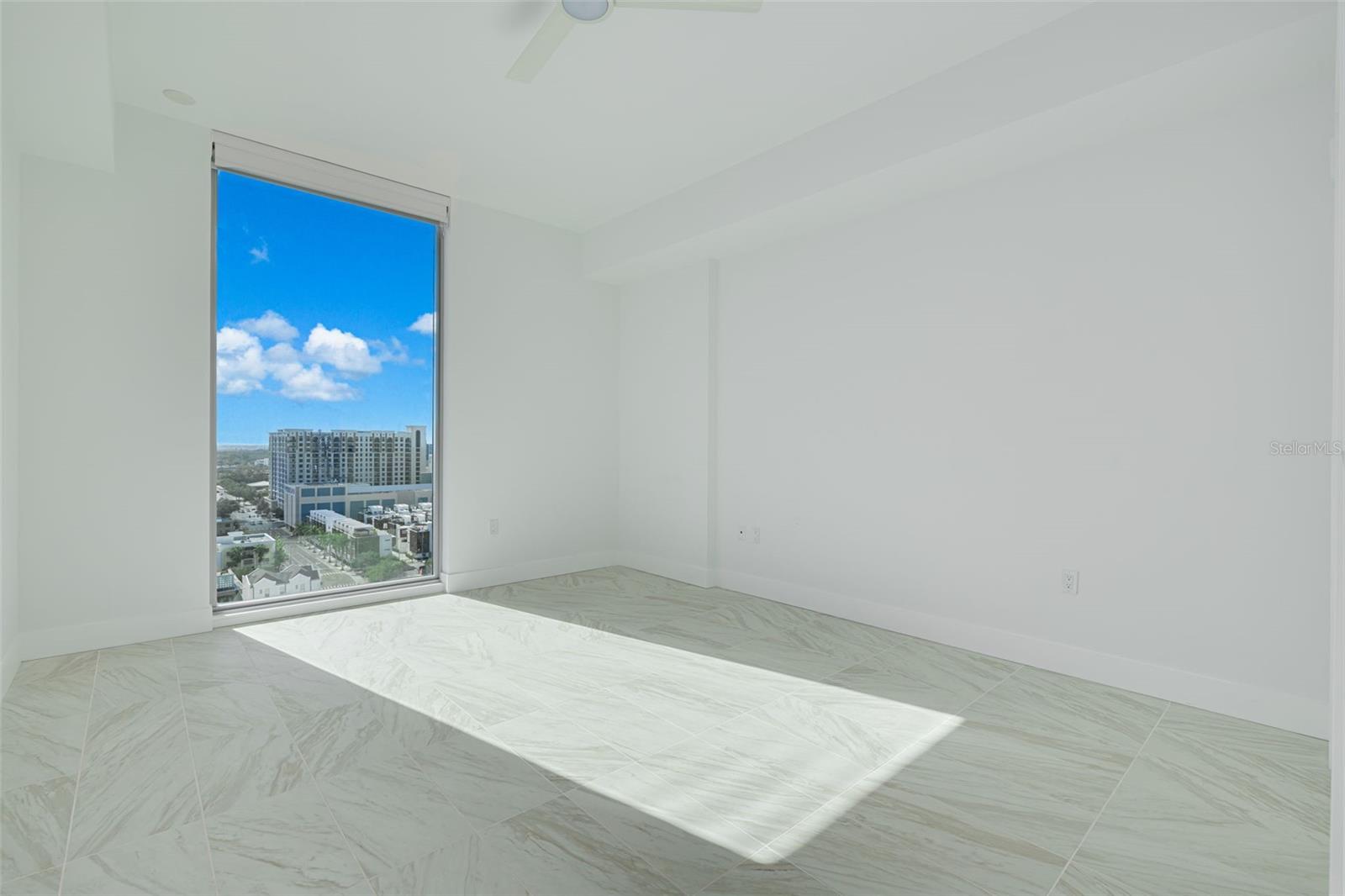 REFLECTION CONDO - Residential Lease