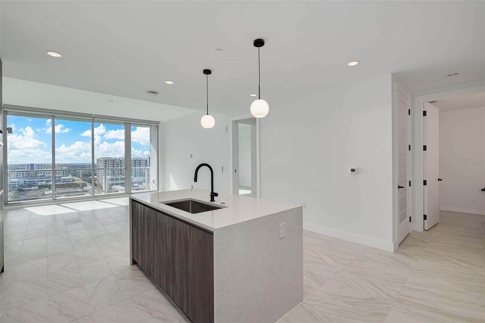 REFLECTION CONDO - Residential Lease