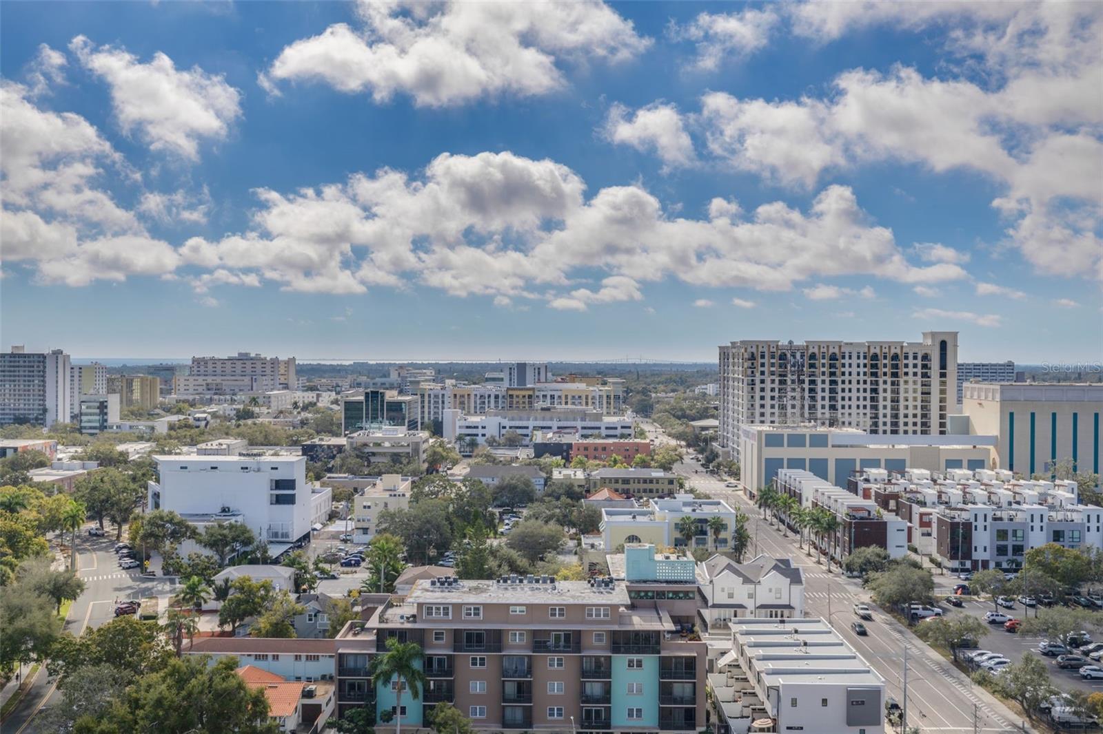 REFLECTION CONDO - Residential Lease