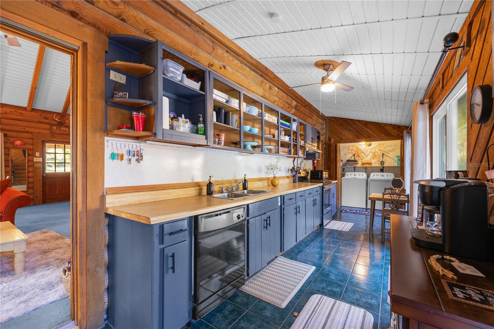 PARKWOOD ESTATE - Residential