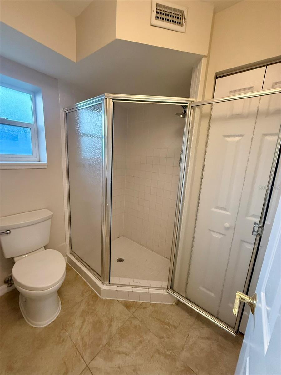 BEEKMAN LAKES - Residential