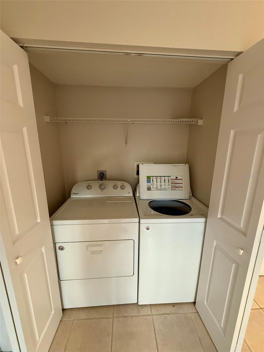 BEEKMAN LAKES - Residential