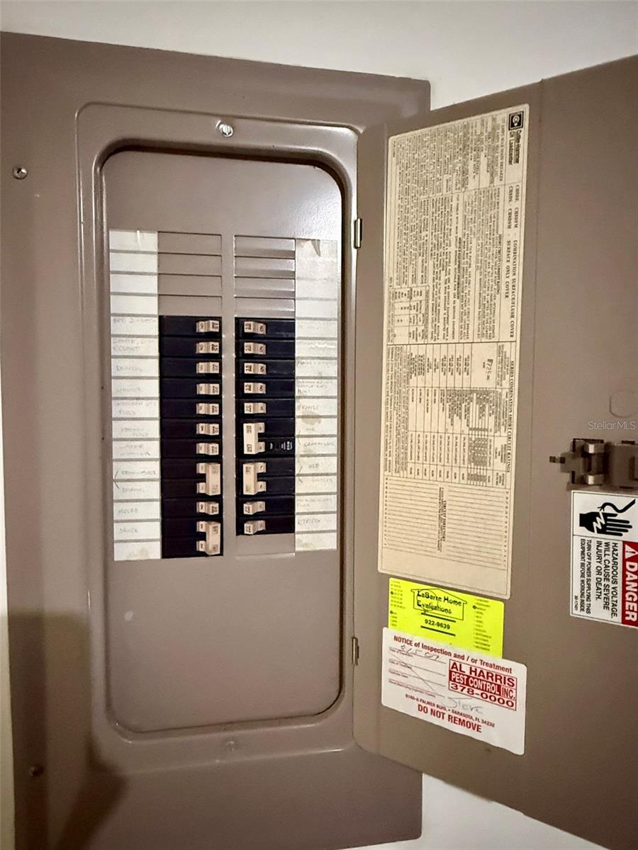 BEEKMAN LAKES - Residential