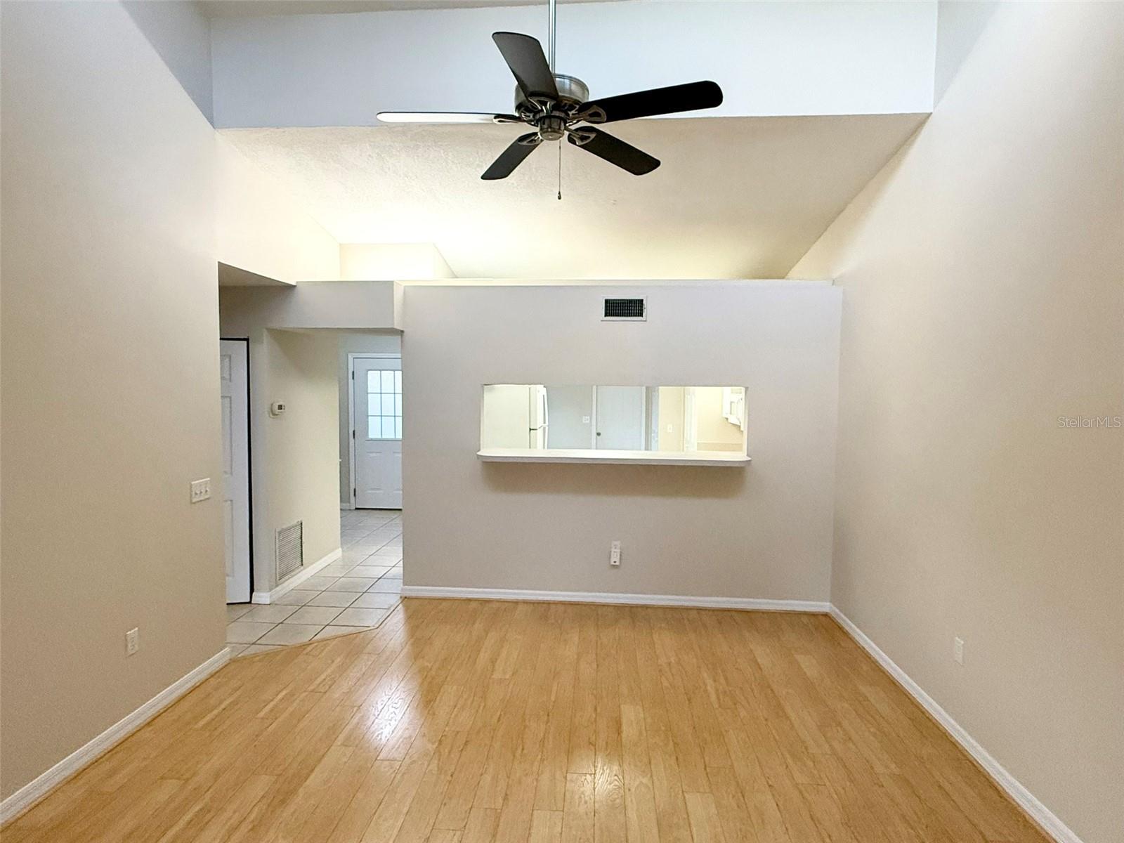 BEEKMAN LAKES - Residential