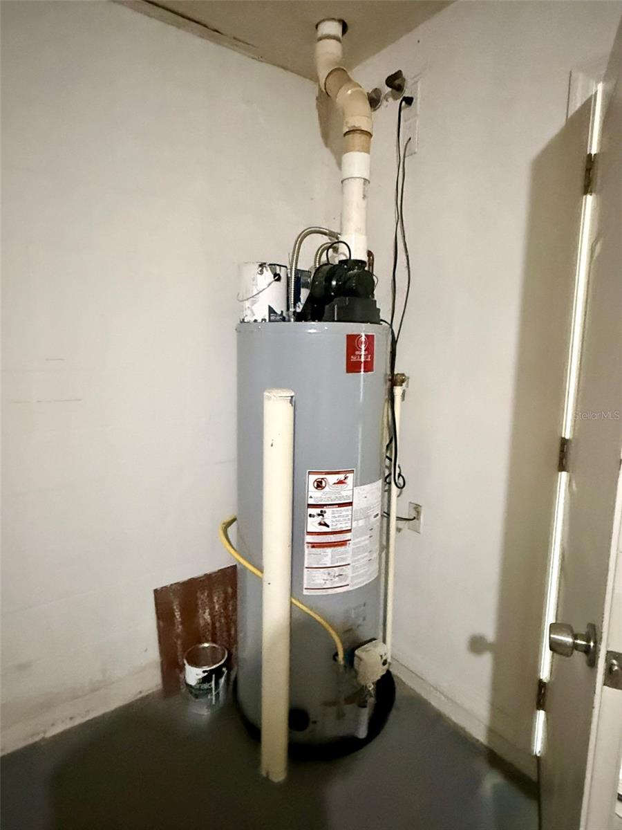 BEEKMAN LAKES - Residential