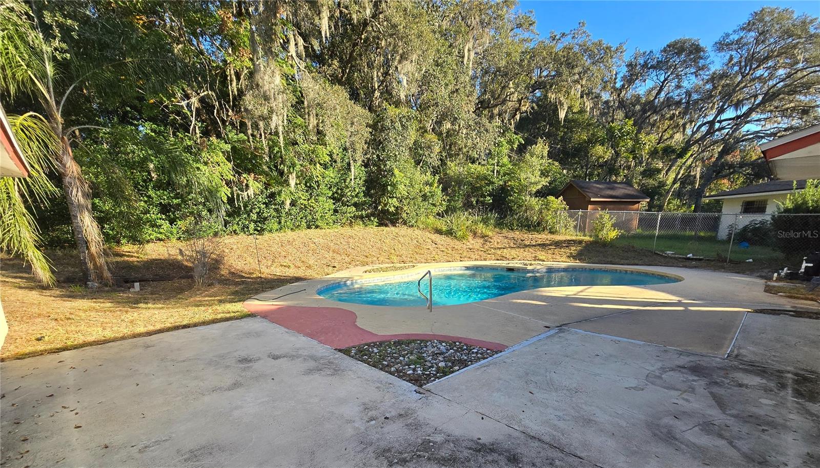 ROBINSWOOD HEIGHTS ADD 10 - Residential Lease