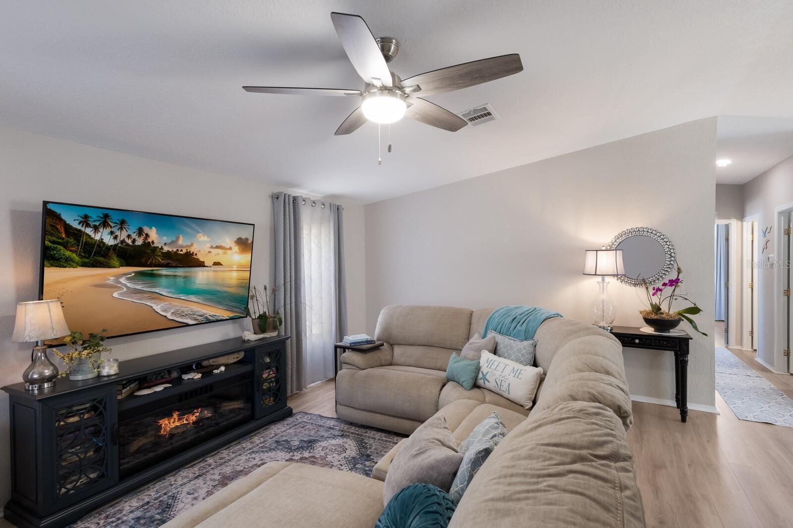 PINE LAKE - Residential