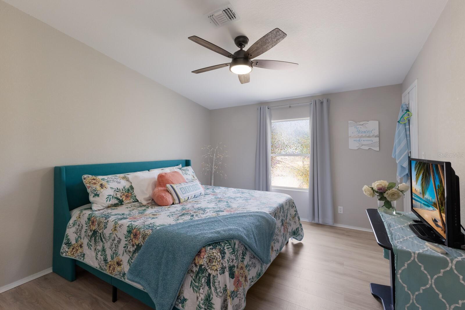 PINE LAKE - Residential