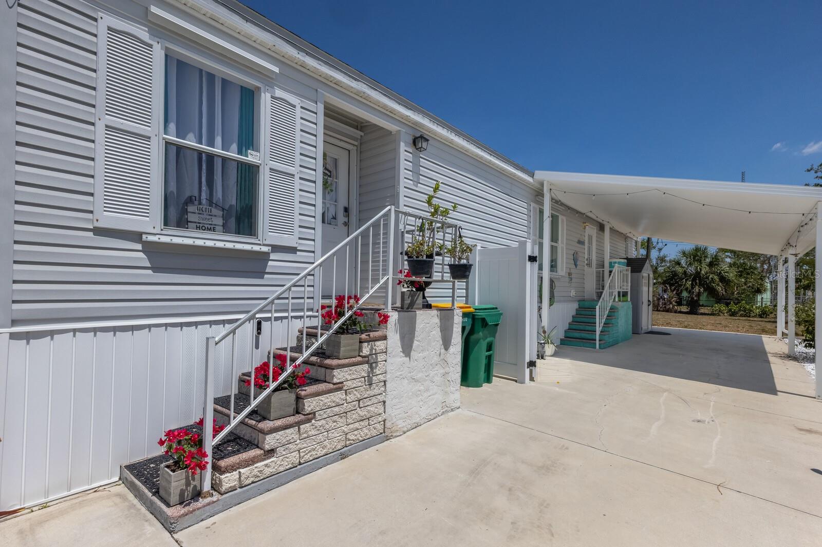 PINE LAKE - Residential