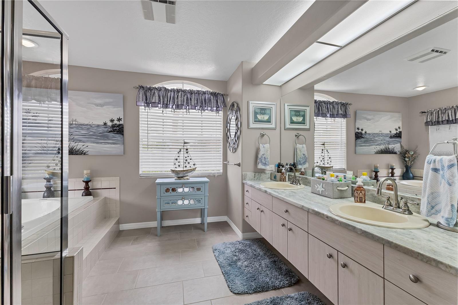 PERIDIA UNIT ONE - Residential