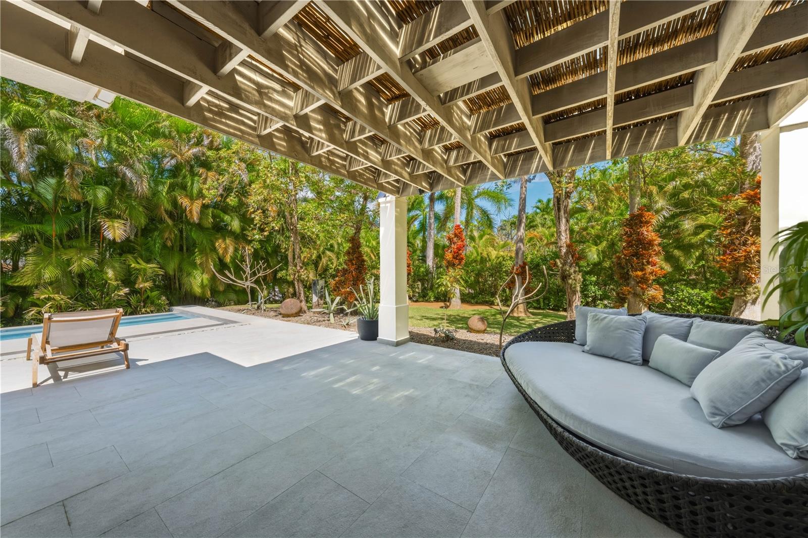 DORADO BEACH EAST - Residential