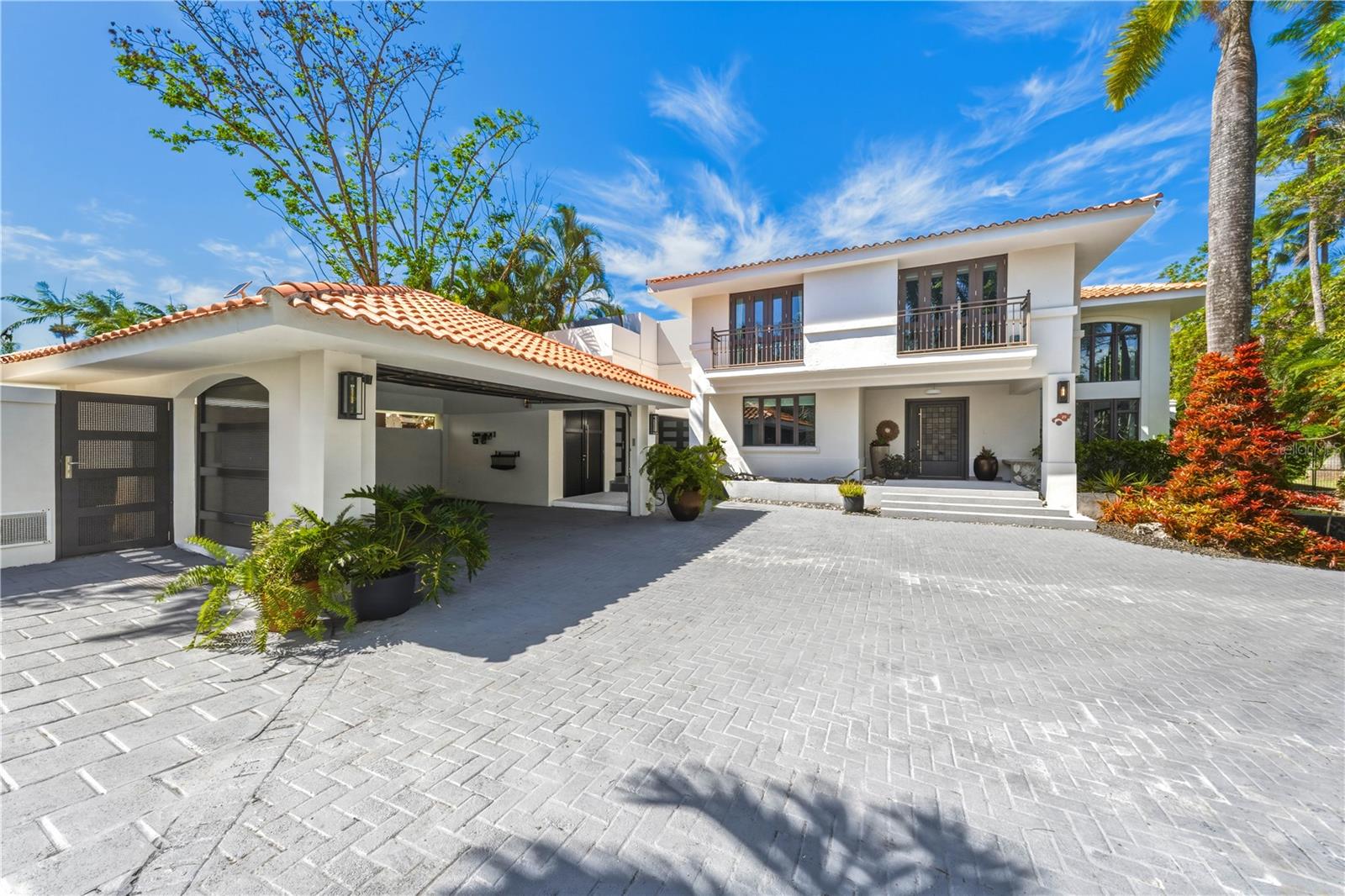 DORADO BEACH EAST - Residential