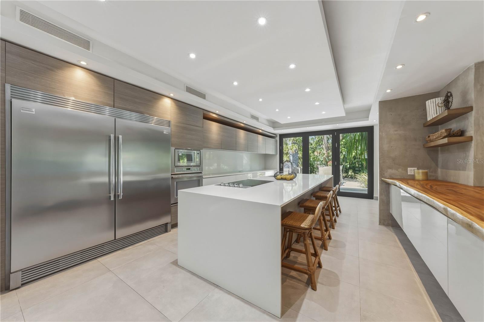 DORADO BEACH EAST - Residential