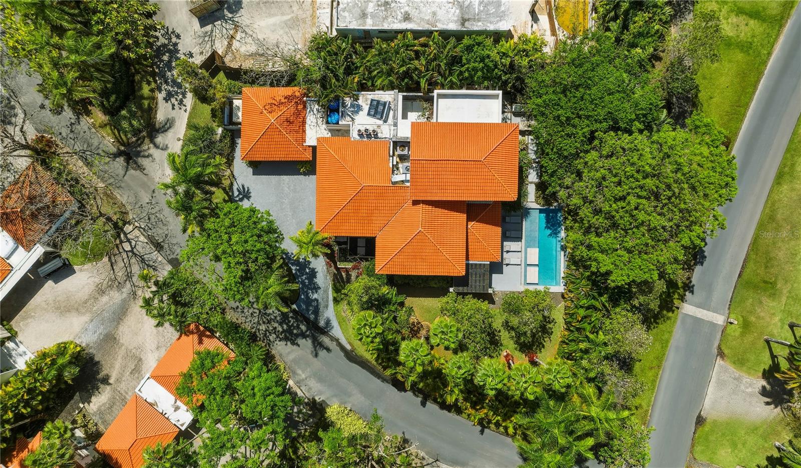 DORADO BEACH EAST - Residential