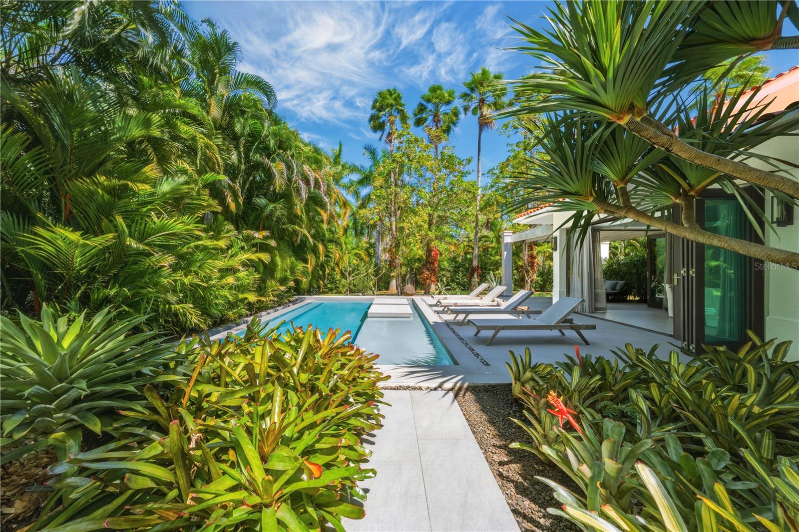 DORADO BEACH EAST - Residential