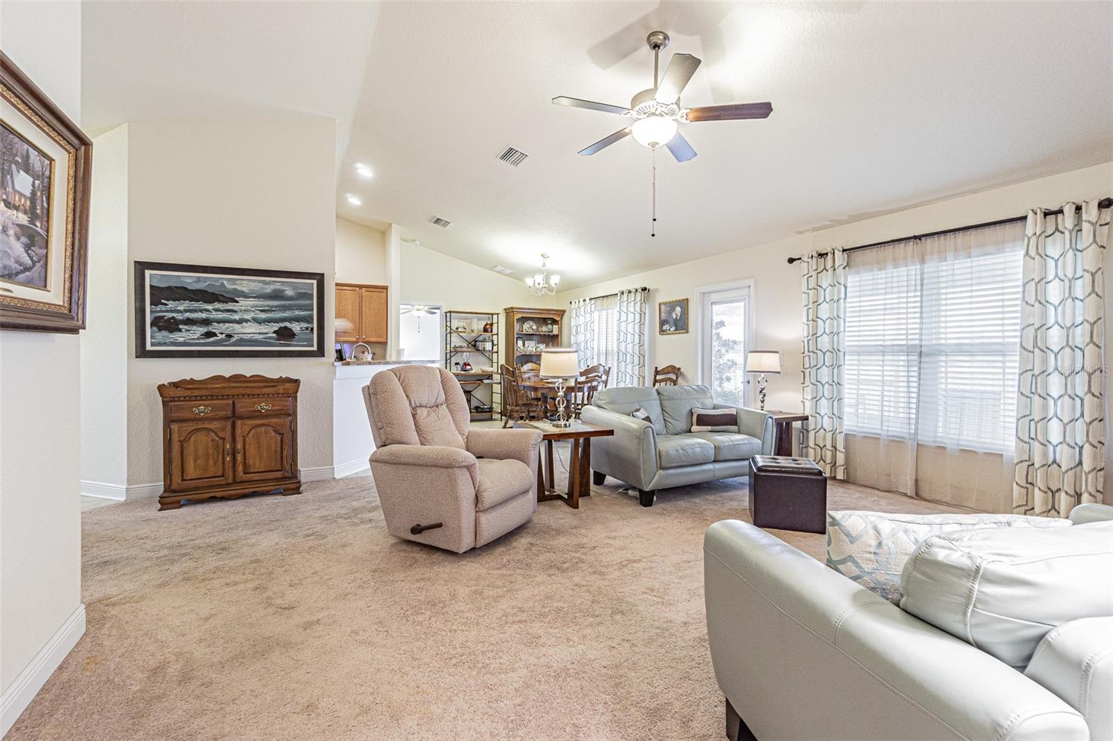 SHERMAN HILLS - Residential