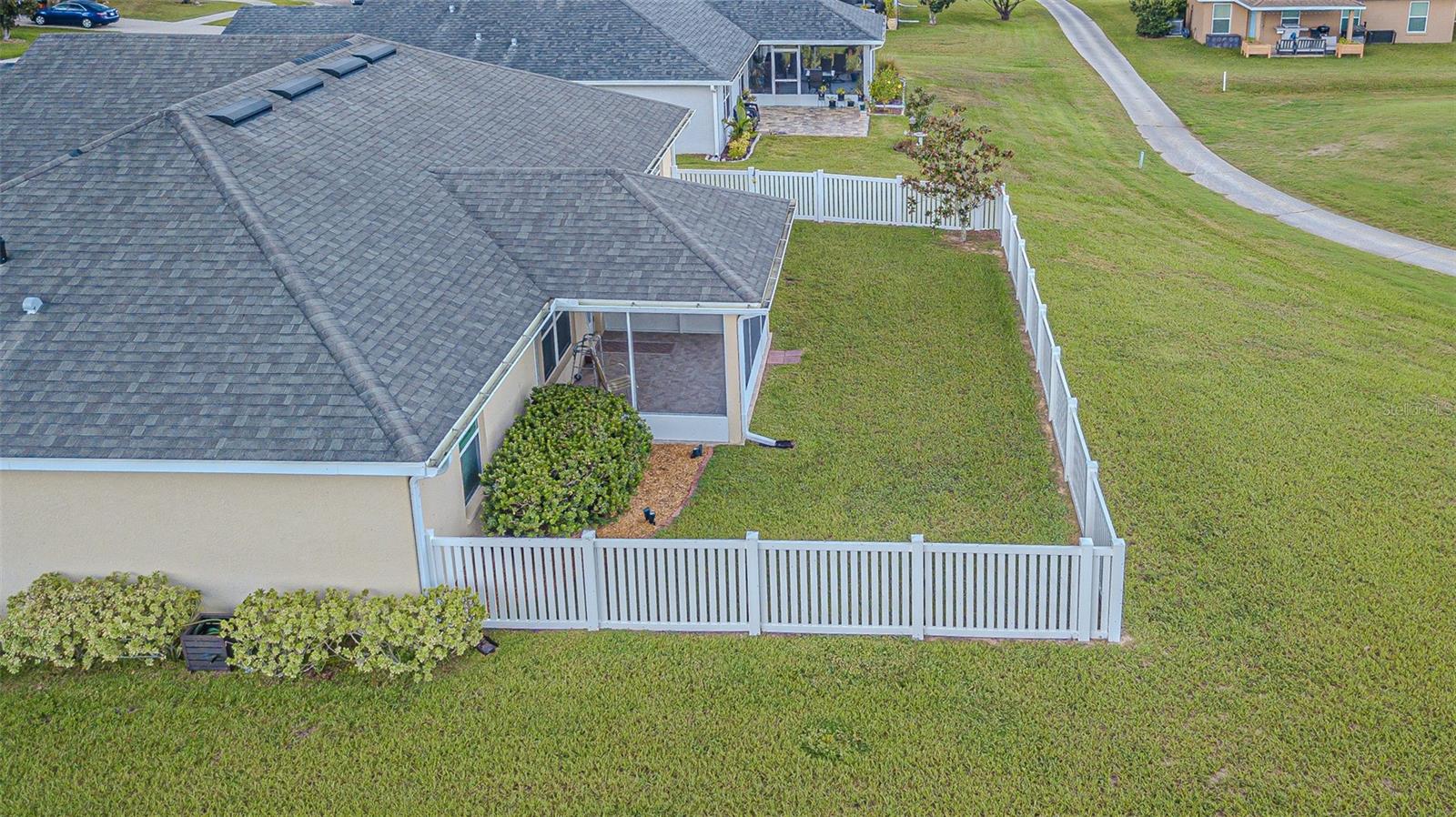SHERMAN HILLS - Residential