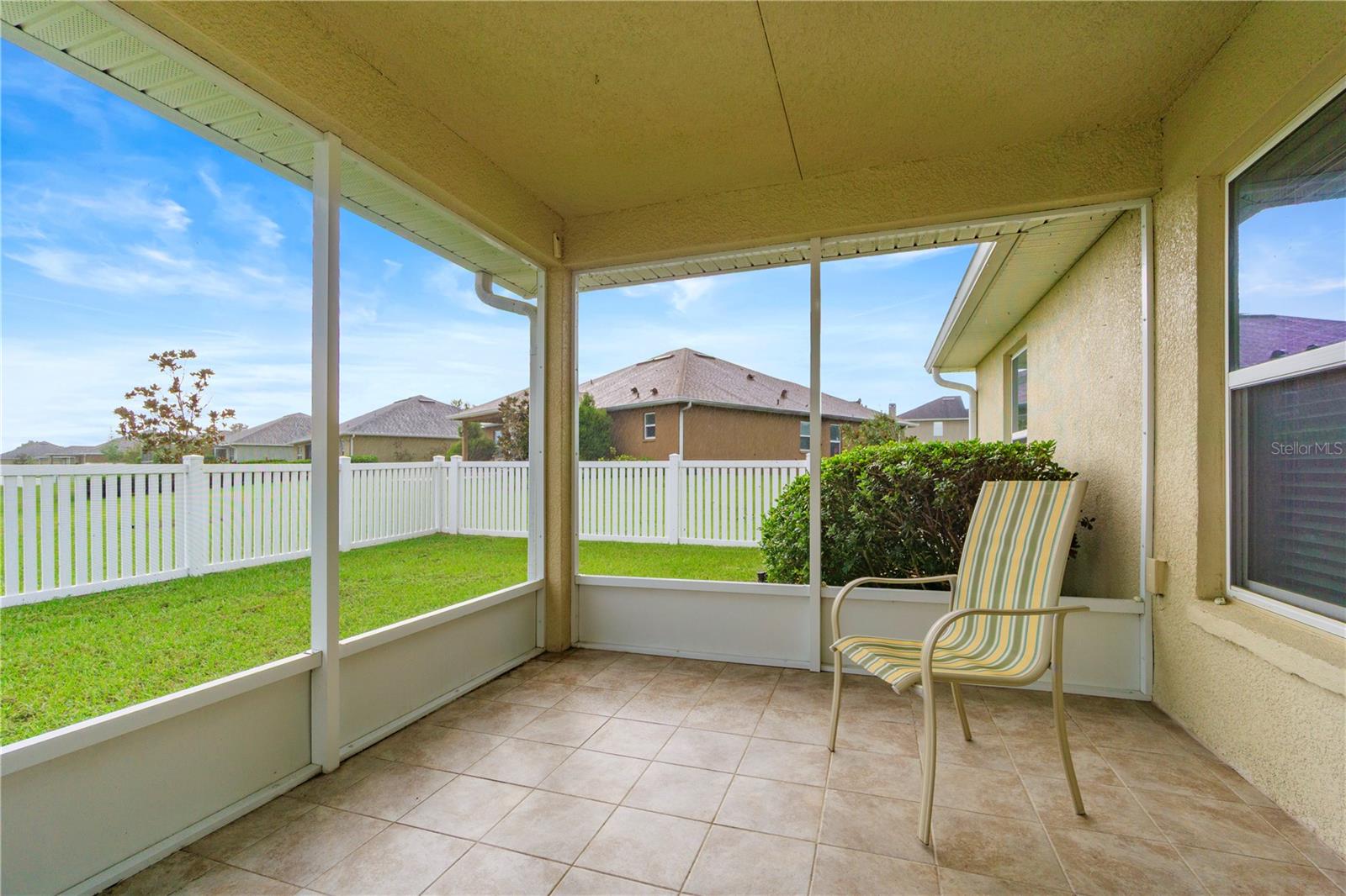 SHERMAN HILLS - Residential